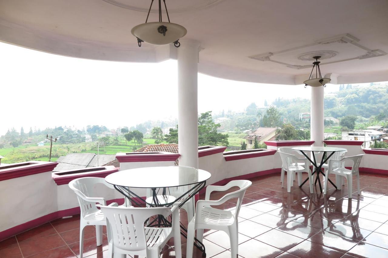 Villa Tiandiva Cisarua Extérieur photo